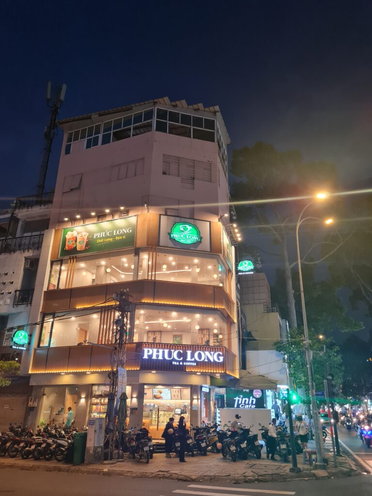 District 5 Ho Chi Minh City Walkabout