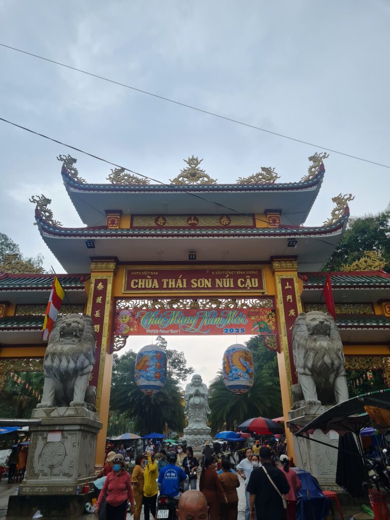 Thai Son Temple | Chùa Thái Sơn Núi Cậu, Vietnam