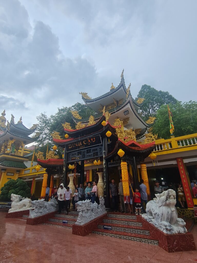 Thai Son Temple | Chùa Thái Sơn Núi Cậu, Vietnam