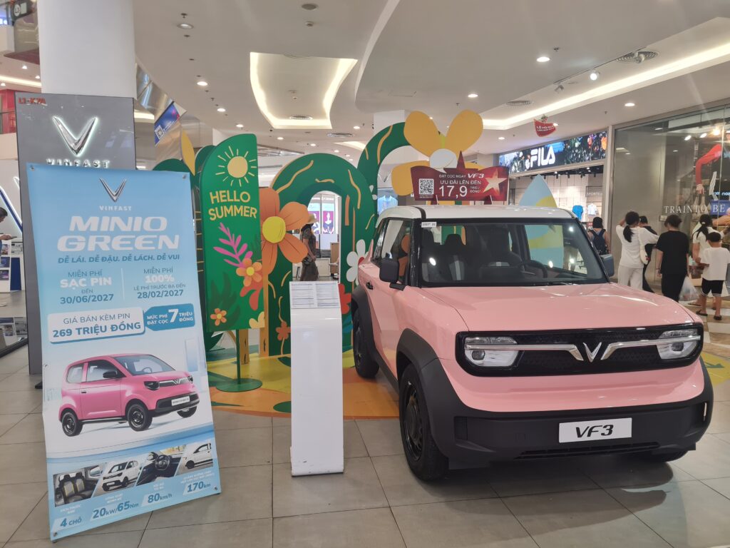 Vincom Plaza Da Nang, VinFast