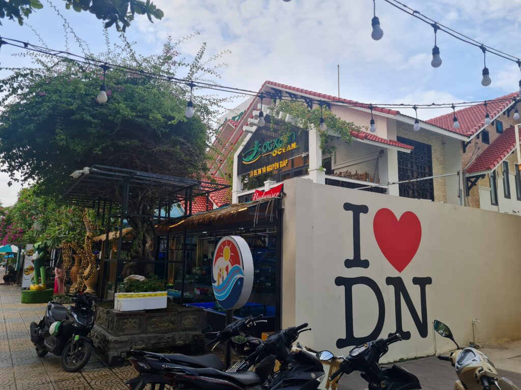 Da Nang Beach F&B