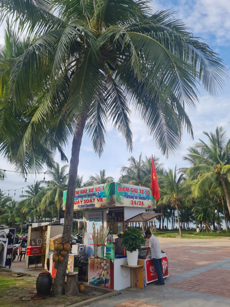 Da Nang Beach F&B