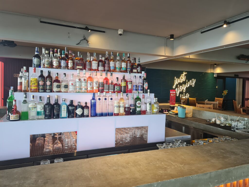 Esco Beach Bar