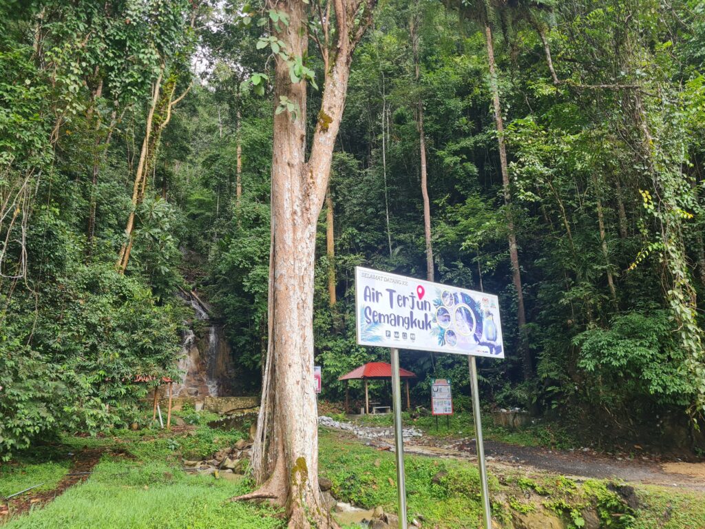 Semangkuk Waterfall Picnic Spot Selangor: Hidden Nature Escape Near Kuala Kubu Bharu