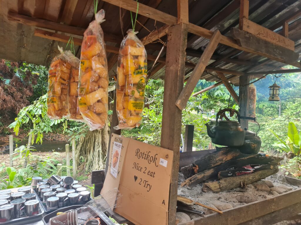 Taman Melawati Bukit Tabur Café Escape: Kopi & Keju and Putri D’Rimba Cafe