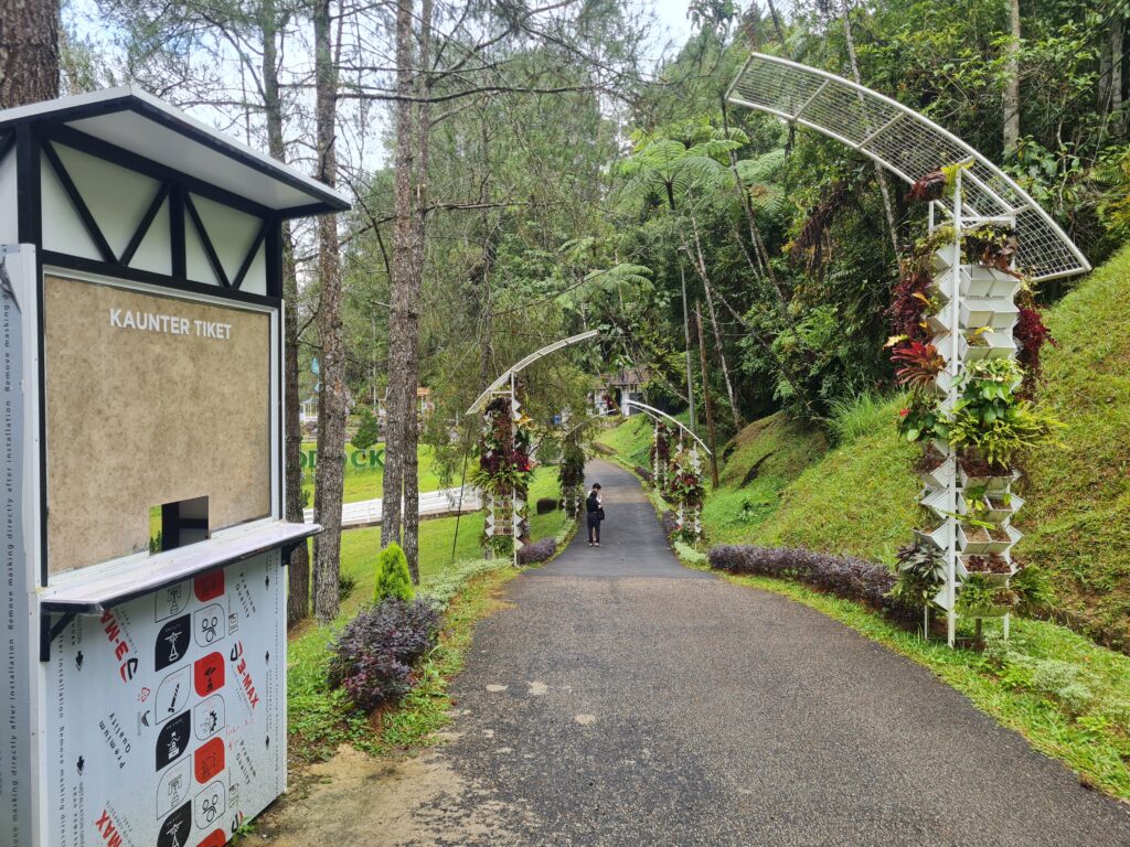 The Paddock Fraser’s Hill: A Family Nature Attraction with Horses & Gardens