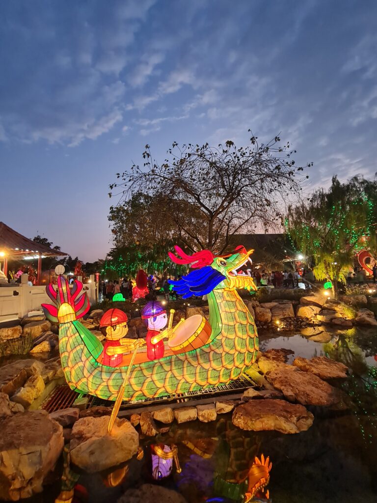 Dragon Boat at Dong Zen Temple Lantern & Flora Festival Jenjarom