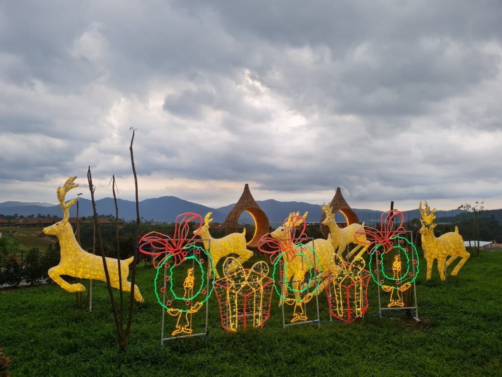 Monkeys Canopy Resort Sungai Long